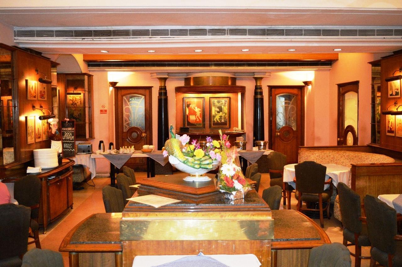 Hotel Kohinoor Executive Pune Bagian luar foto